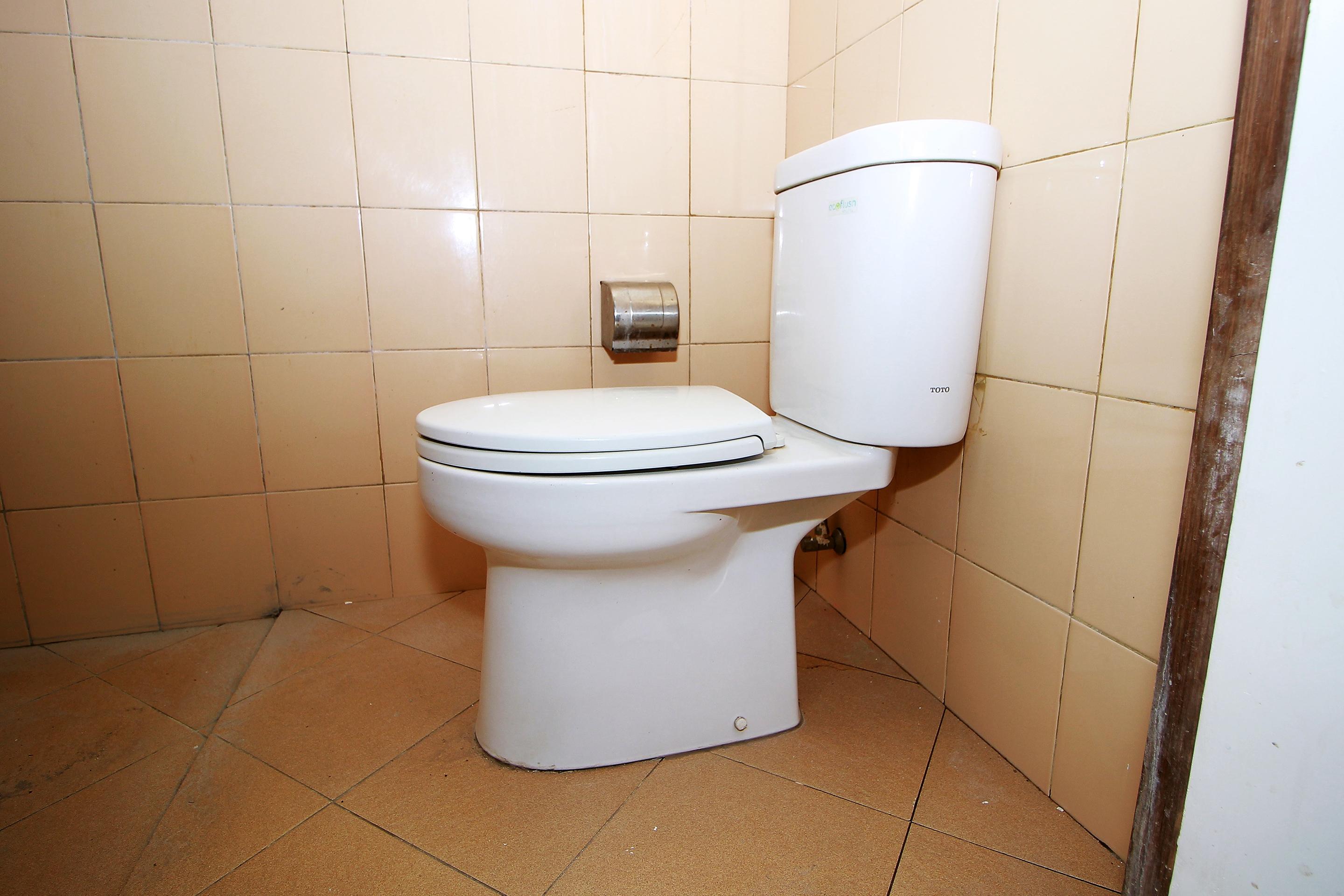 Super Oyo 1678 Jati Exclusive Homestay Bengkulu Exterior photo